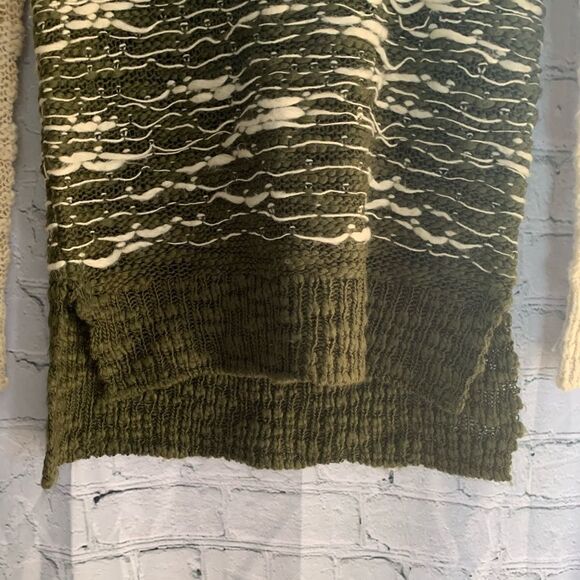 NWT Sun & Shadow tunic sweater. XS - Picture 4 of 7